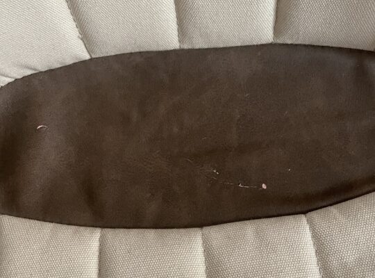 Офісне крісло