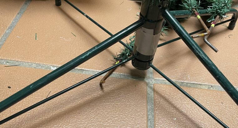 Ялинка 240 см