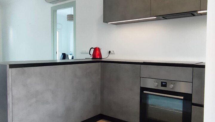 Кухні на замовлення